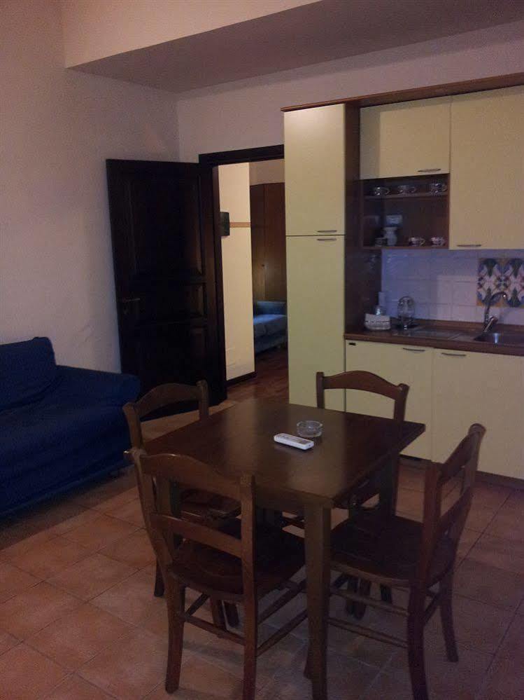 Central Rooms Il Re Katania Zewnętrze zdjęcie